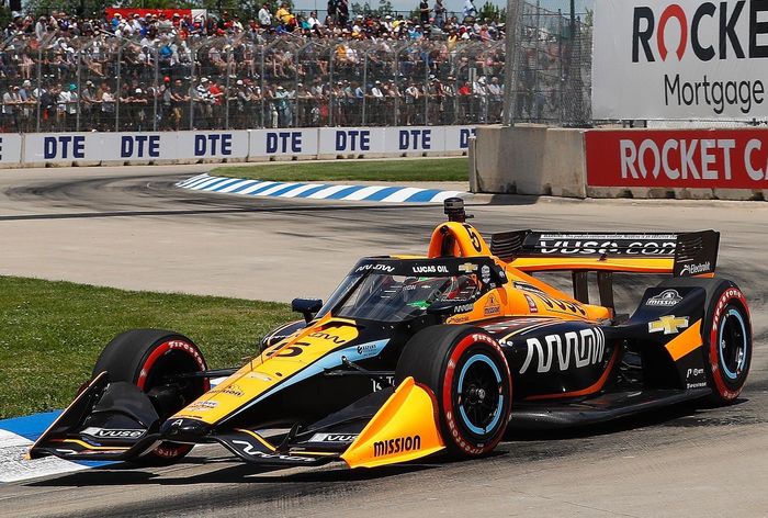 Tim Arrow McLaren SP di balap IndyCar 2022
