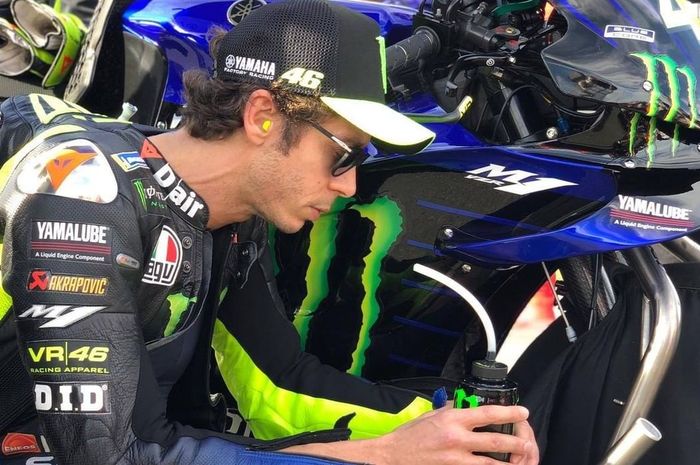 Gagal finis di MotoGP Eropa 2020 karena masalah mesin, Valentino Rossi minta Yamaha belajar dari pabrikan lain.