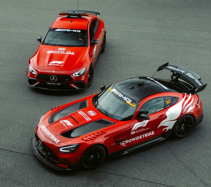 Medical car dan safety car F1 Mercedes untuk bakap F1 2022 masih menggunakan warna merah