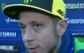 Video Meme Valentino Rossi Mendadak Komentari Tiang Listrik