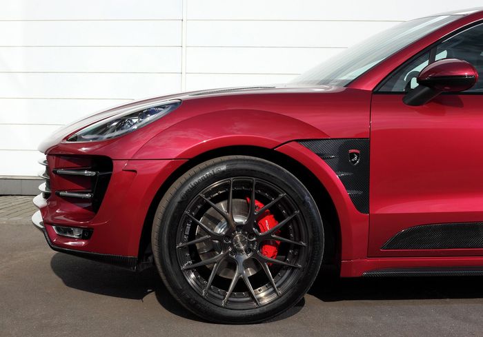 Modifikasi Porsche Macan pakai pelek ADV.1 Wheels ukuran 22 inci