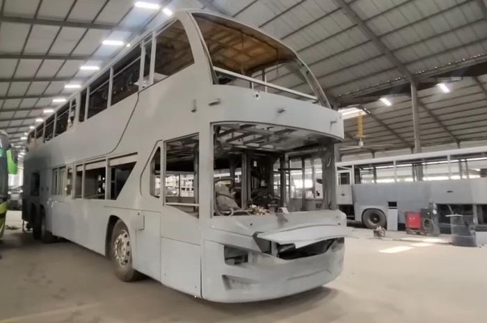 Penampakan bus baru PO Kencana.