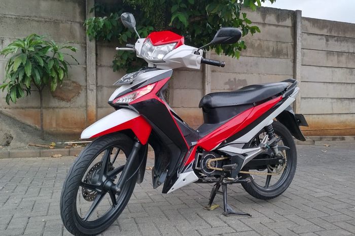 (ilustrasi) Honda Supra X 125 konversi milik BRT yang kami coba di markas BRT di Sentul, Jawa Barat 