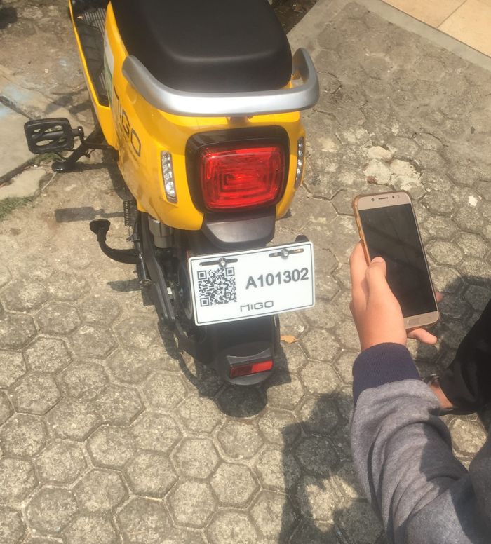 scan QR code MIGO Ebike