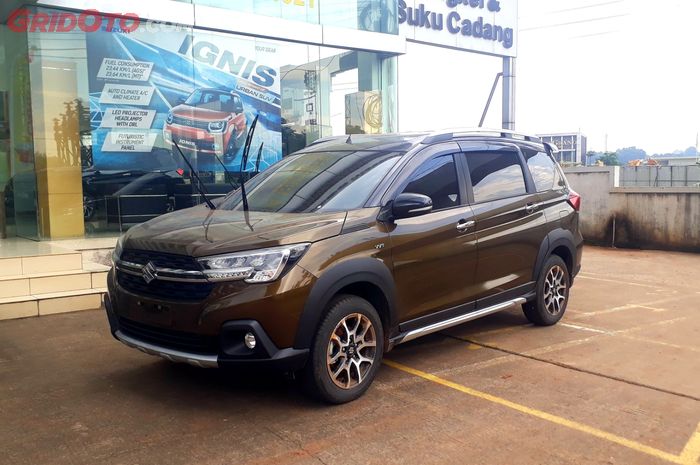 Suzuki XL7 Alpha A/T yang ditemui GridOto.com di salah satu dealer Suzuki.