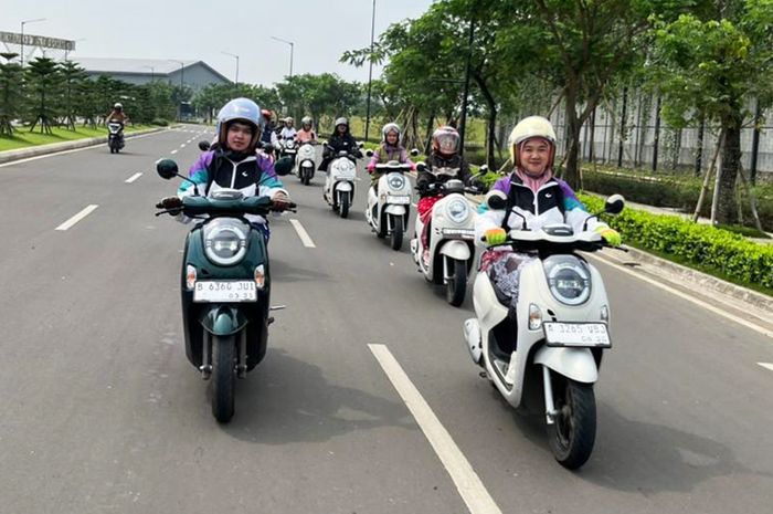 Pemilihan outfit saat berkendara bukan cuma mengejar gaya, tetapi harus aman untuk para perempuan