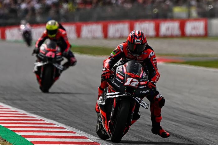 Maverick Vinales kena peringatan pelanggaran tekanan ban di MotoGP Catalunya 2023