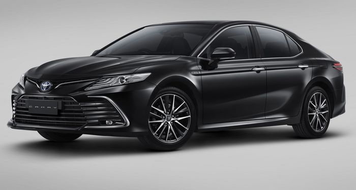 Toyota New Camry Hybrid