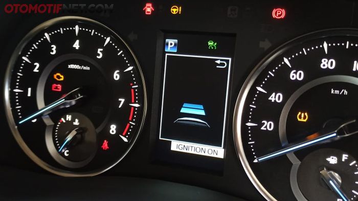 Fitur Adaptive Cruise Control di Toyota Alphard 