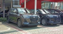 Tampilan Daihatsu Rocky 1.2 M Dengan Rocky 1.2 X, Ini Perbandingannya