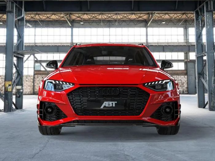 Mesin modifikasi Audi RS4 Avant RS4-X ini dipecut hingg tembus 521 dk dan 680 Nm