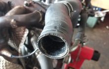 Wajib Tahu, Ciri-ciri Selang Radiator Mobil Bekas Harus Diganti, Simak