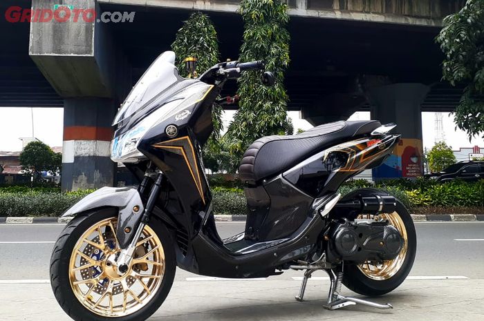  Si 'LX-King' Yamaha Lexi berbody kece konsep air brush terinspirasi RX-King.