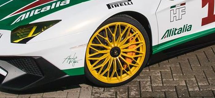 Lamborgini Aventador Versi Rally Stratos