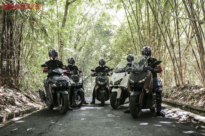 Maxi Series Yamaha, dengan Lexi sebagai 'adik bungsu' dengan kubikasi 125 cc