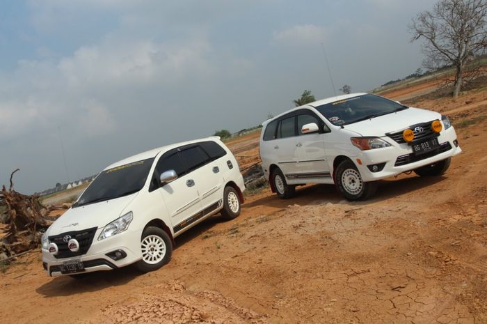 Duo Toyota Kijang Innova Rally Look Palembang