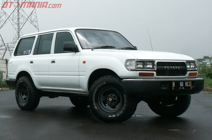 Toyota Land Cruiser J80