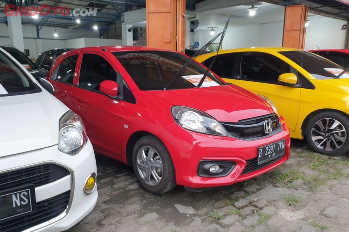 Harga mobil bekas Honda Brio