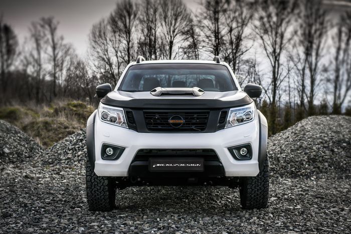 Nissan Navara sentuhan dari Carlex Design