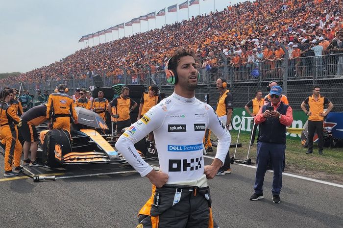Daniel Ricciardo menjelang dimulainya balap F1 Belanda 2022 di sirkuit Zandvoort
