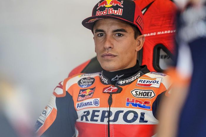 Dami sembuh sepenuhnya dari cedera patah lenangan kanan,  Marc Marquez ikhlas harus absen lebih lama di MotoGP2 2020