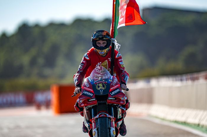 Bangga Francesco Bagnaia jadi juara dunia MotoGP 2022, Valentino Rossi merasa memang sudah waktunya Italia juara lagi