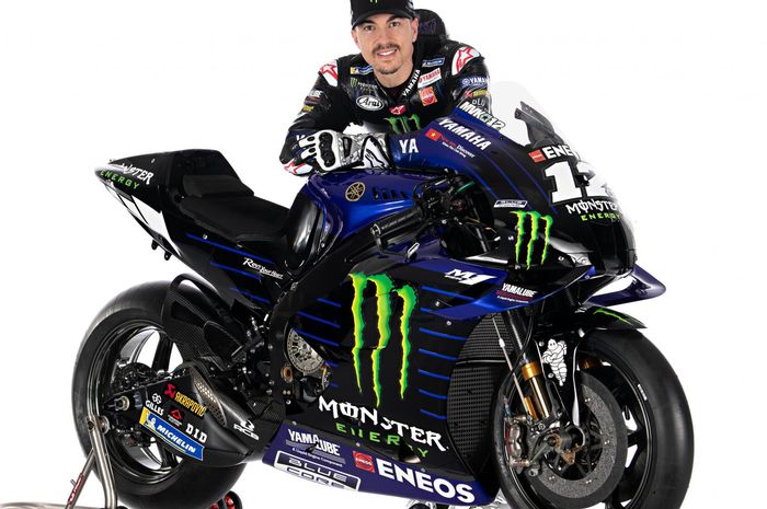 Maverick Vinales menunjukkan kepeduliannya dengan menyumbang alat tes Covid-19 untuk kaum lansia di salah satu panti jompo di Spanyol