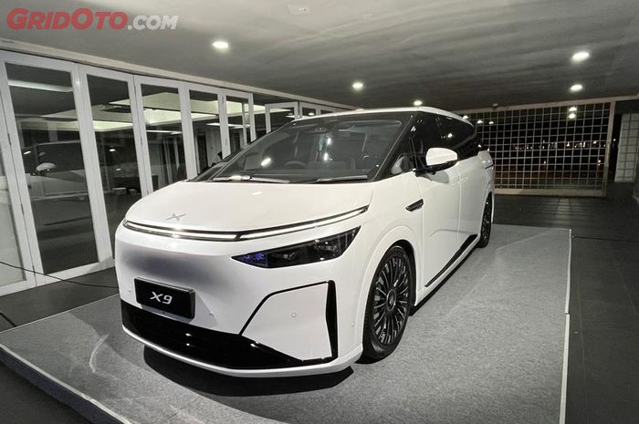 Xpeng X9 facelift resmi meluncur