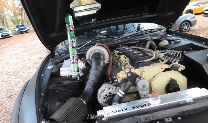 Mesin modifikasi Toyota Supra Mk4 off-road pakai unit turbo diesel