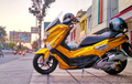 Yamaha NMAX Bikin Silau, Dibalut Warna Emas Biar Dapat Perhatian
