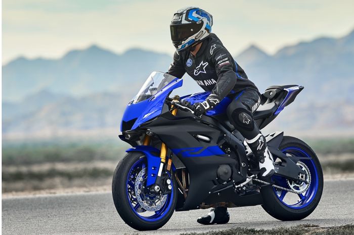 Yamaha R6