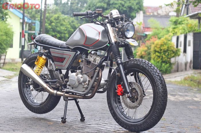 Suzuki Thunder 125 Makin Ganteng Bergaya Street Tracker 