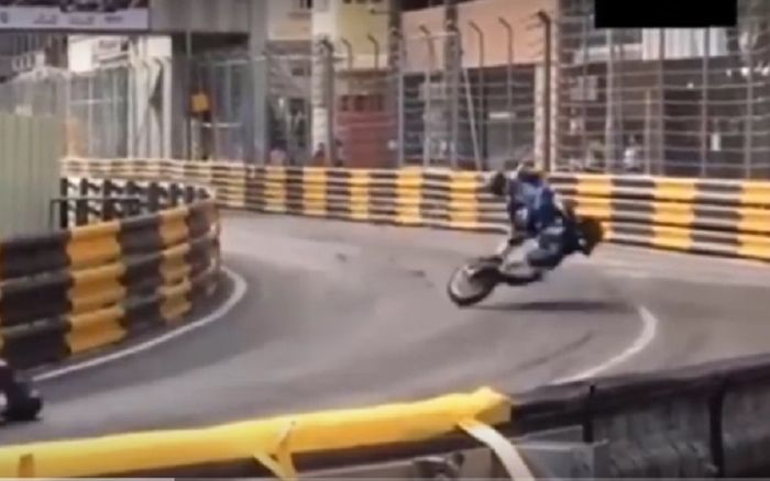 Daniel Hegarty crash hingga meninggal dunia saat balapan di Makau, China hari Sabtu (18/11/2017)