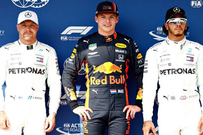 Max Verstappen lebih cepat dari dua pembalap tim Mercedes pada kualifikasi F1 Hongaria