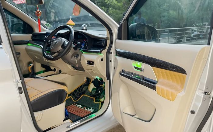 Kemasan kabin berkelas modifikasi Suzuki Ertiga GX asal India