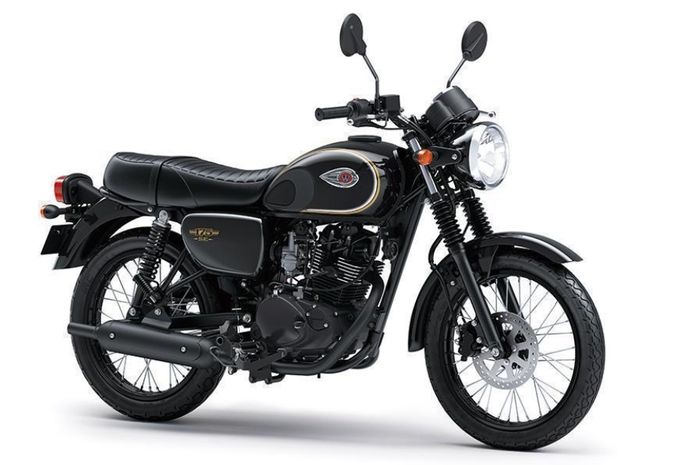 Kawasaki W175 hadir dalam dua tipe, standar dan SE