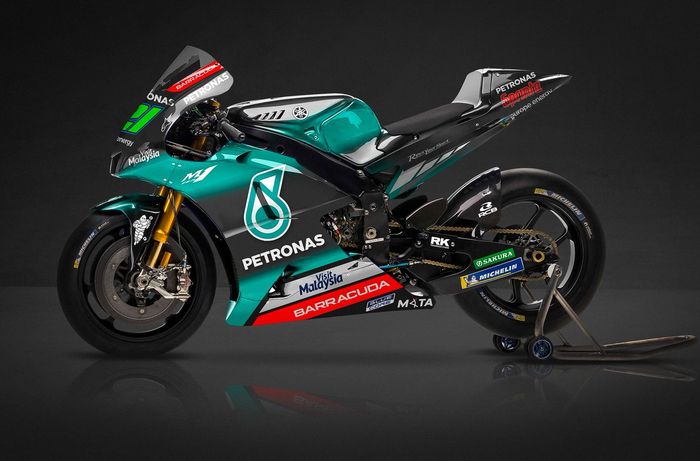 Merek Sakura di swing arm YZR-M1 Petronas Yamaha SRT 2019