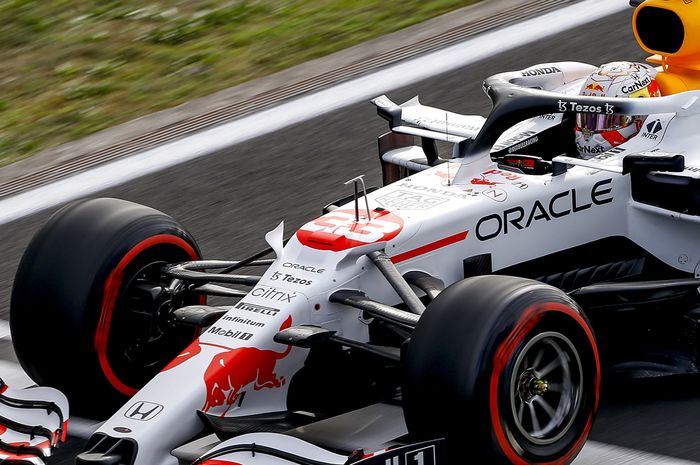 Max Verstappen mengaku senang dengan apa yang dicapainya pada sesi kualifikasi F1 Turki 2021