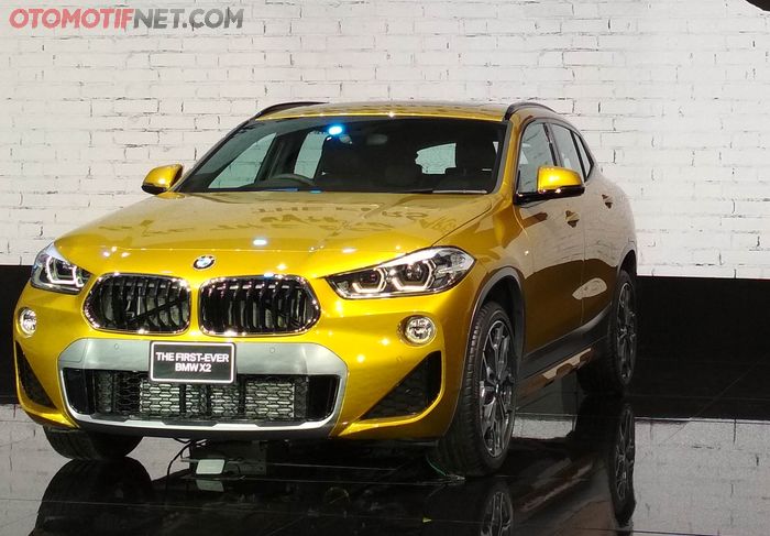 Desain lebih atraktif dibanding X1