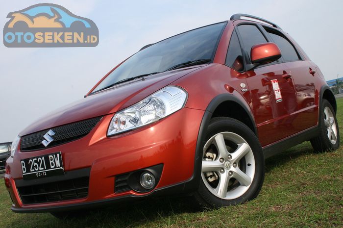 Kisaran harga dan spesifikasi mesin Suzuki SX4 tahun 2007 seken.