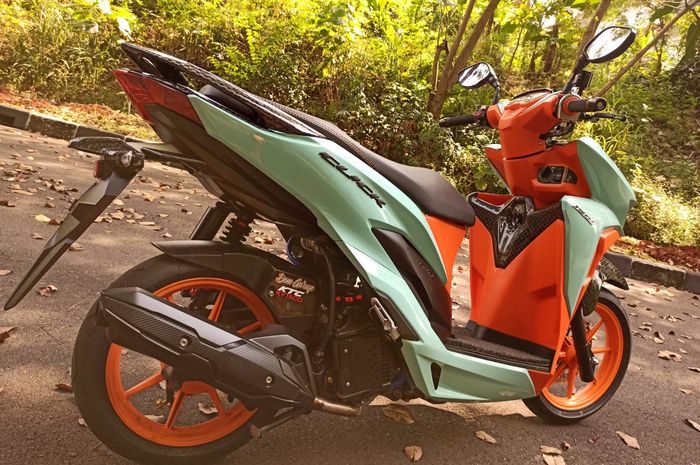 Honda Vario 150 pasang pelek RCB SP511 repaint oranye