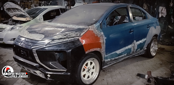 Proyek Toyota Vios Limo bertampang Xpander ini masih 30% pengerjaan