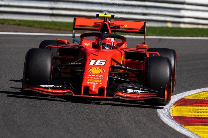 Charles Leclerc berhasil meraih kemenangan perdana untuk Ferrari pada musim ini usai mengalahkan Lewis Hamilton di F1 Belgia 2019