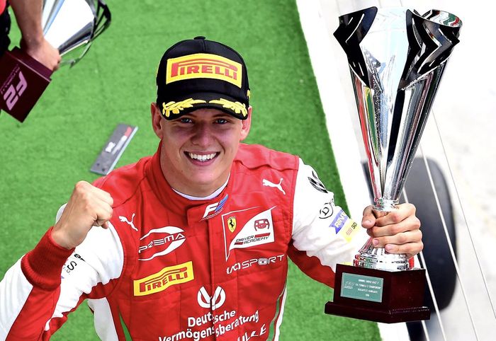 Pembalap tim Prema Racing, Mick Schumacher berhasil meraih kemenangan perdana saat balapan F2 Hongaria (4/8/2019)