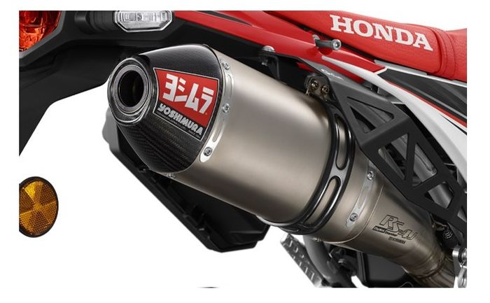 Knalpot racing Yoshimura hadir sebagai part bawaan Honda CRF300L Enduro Pro Edition