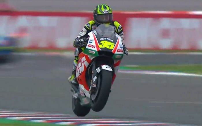 Cal Crutchlow berhasil raih kemenangan di MotoGP Spanyol 2018