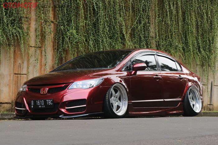 Honda Civic 1 8 Nyaris Cium Aspal Enggak Takut Gasruk Area Kaki Rahasianya Gridoto Com