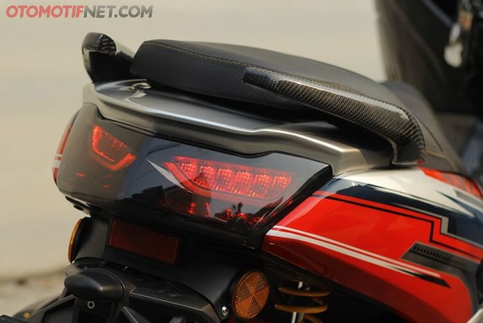 Lampu belakang LED JPA modelnya mirip kakaknya, Yamaha XMAX