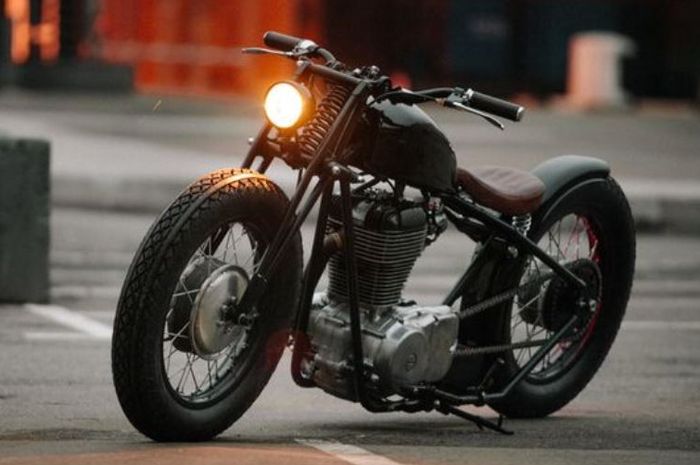 Suzuki Savage 650 custom bobber besutan 53 Fast Living