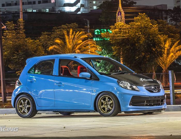 Modifikasi Honda Brio